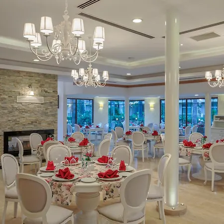 Otel Dobedan World Palace 